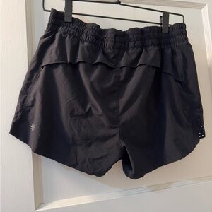 Athleta Black Athletic Shorts Lightweight Moisture-Wicking